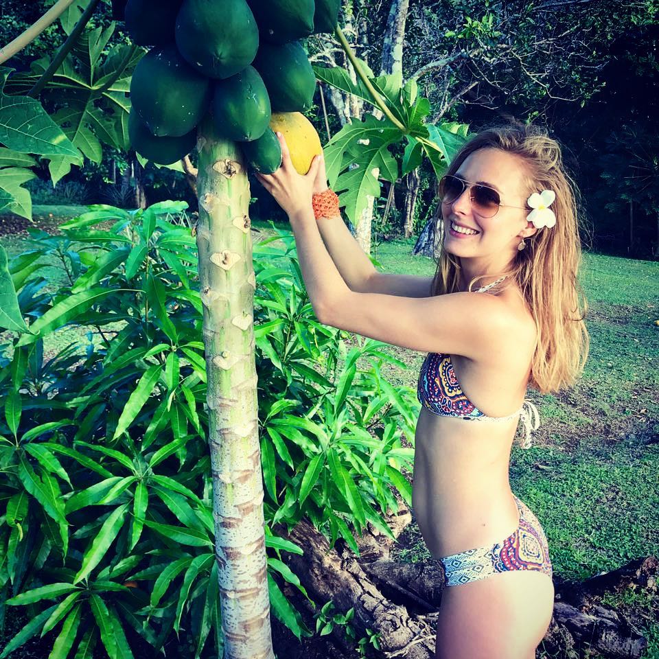 Lomani garden coconuts